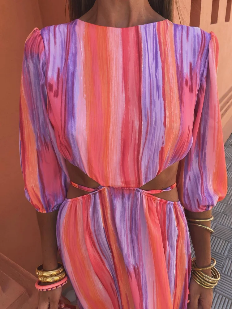 Sola | Dress with Exposed Back